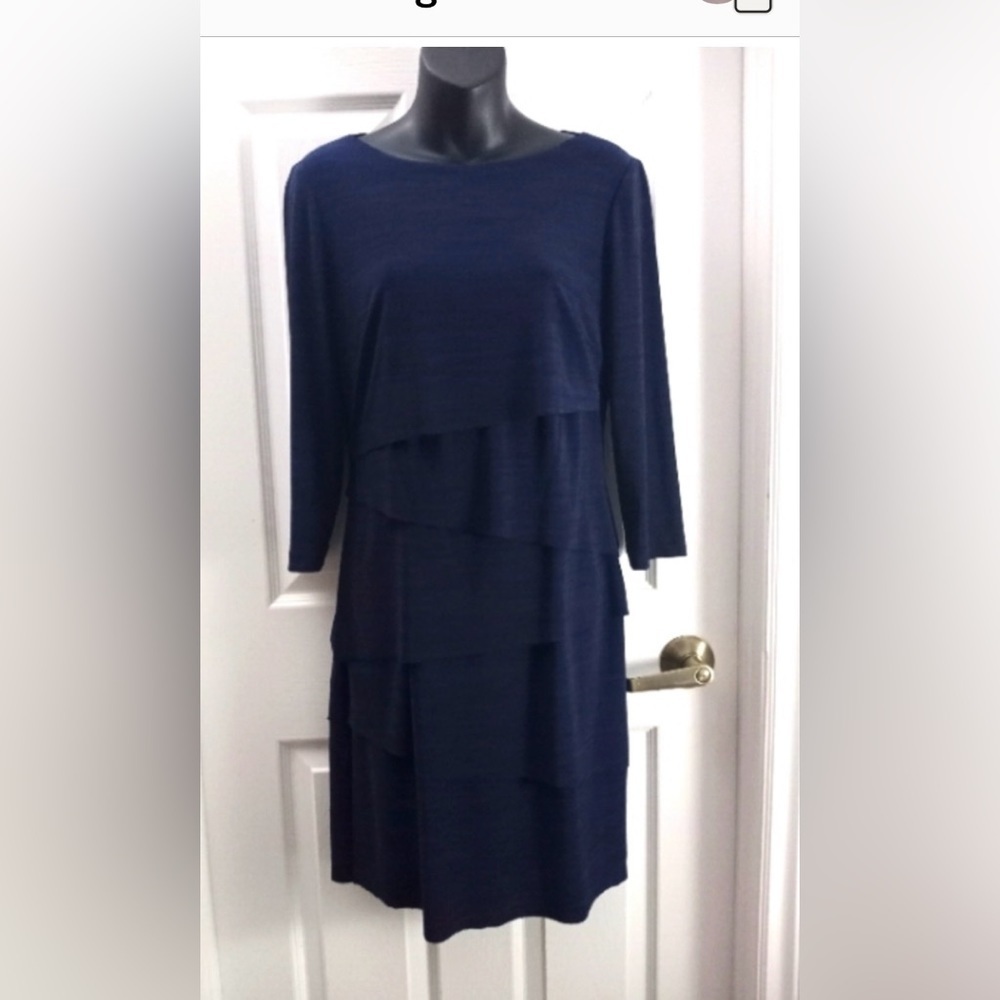 Tahari Arthur S. Levine Dress Navy Blue Tiered-Sz6 NWOT-Flattering! - Picture 7 of 15